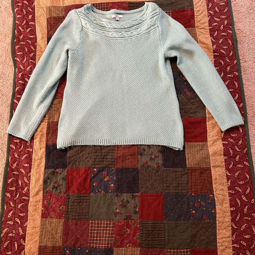 Croft & Barrow Light Blue/Green Crew Neck Sweater -Size Large